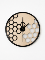 Dřevěné nástěnné hodiny Hexagon (29 cm)