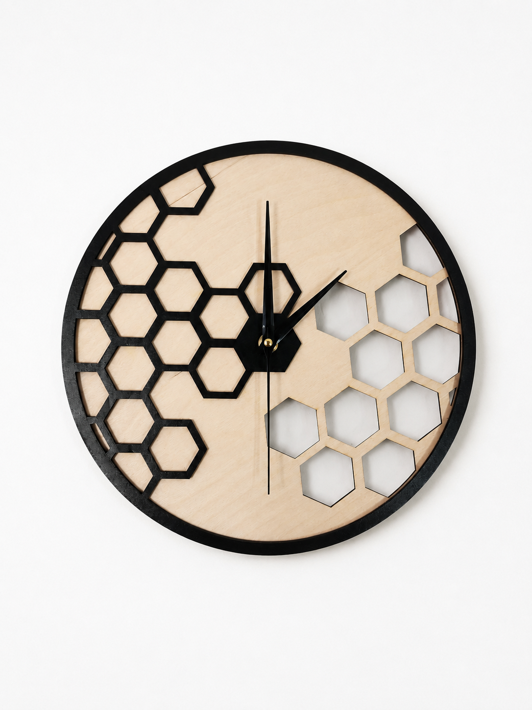 Dřevěné nástěnné hodiny Hexagon (29 cm)